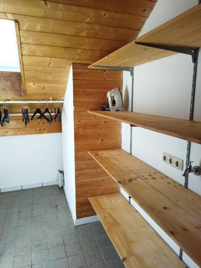 Aussergewoehnliche Atelierferienwohnung Mit Balkon An Der Donau Winzer Exterior foto