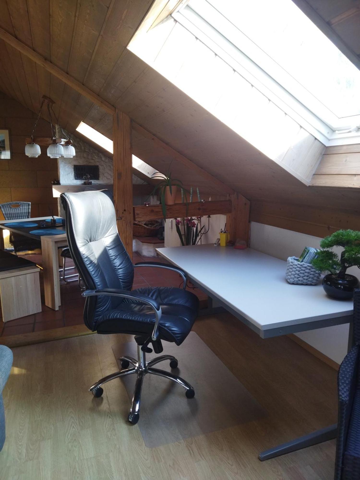 Aussergewoehnliche Atelierferienwohnung Mit Balkon An Der Donau Winzer Exterior foto