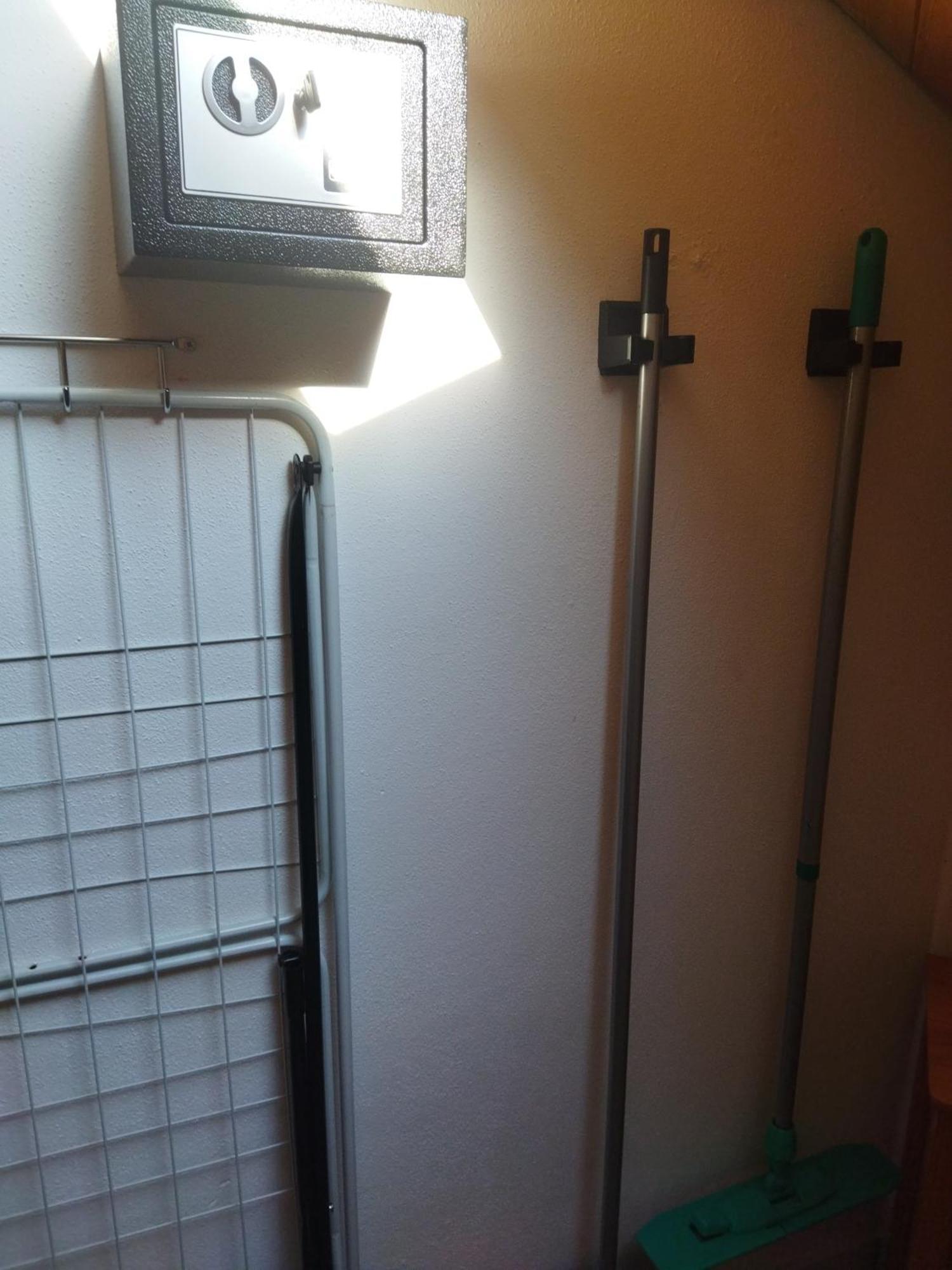 Aussergewoehnliche Atelierferienwohnung Mit Balkon An Der Donau Winzer Exterior foto